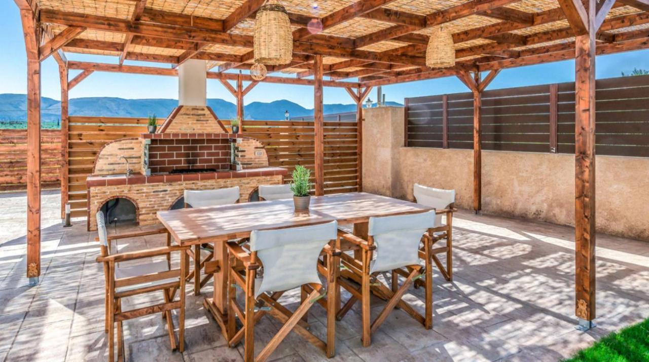 Zante Poolside Paradise - La Vite Stone Villa Kalipádhon エクステリア 写真