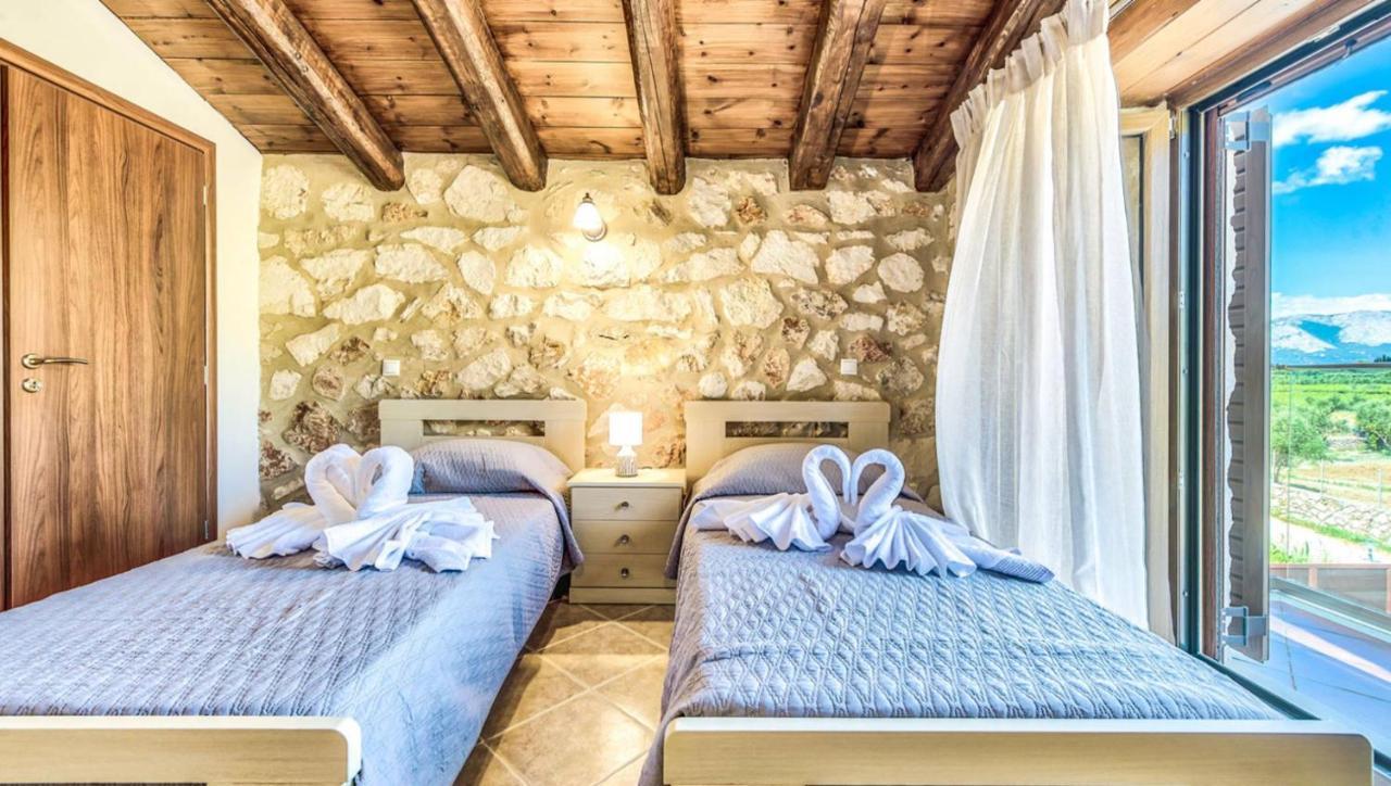 Zante Poolside Paradise - La Vite Stone Villa Kalipádhon エクステリア 写真